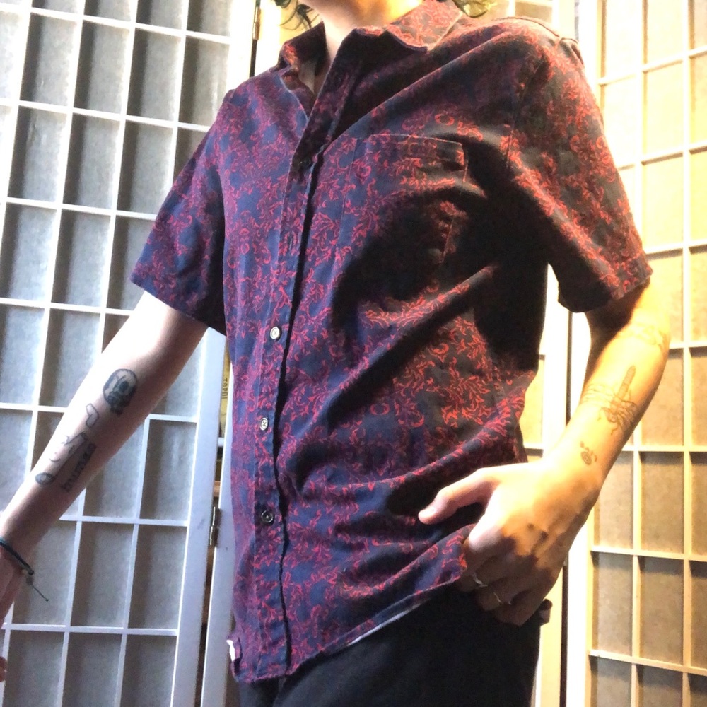 Blue & Red print button up